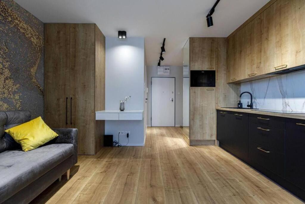 Golden Apartments Wroclaw - Cozy Studio- Odra River&Ksiecia Witolda Dış mekan fotoğraf
