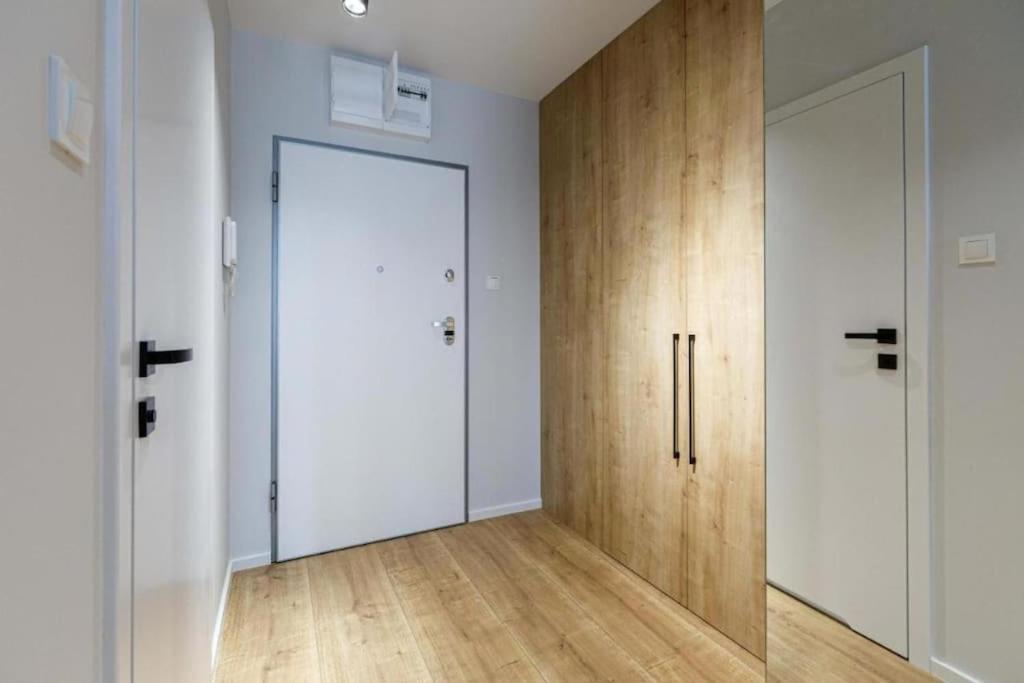 Golden Apartments Wroclaw - Cozy Studio- Odra River&Ksiecia Witolda Dış mekan fotoğraf